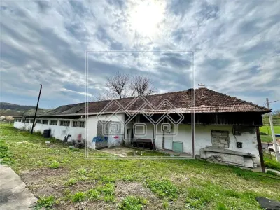 Teren de vanzare - intravilan, 2700 mp, zona turistica - Seica Mica - foto 4