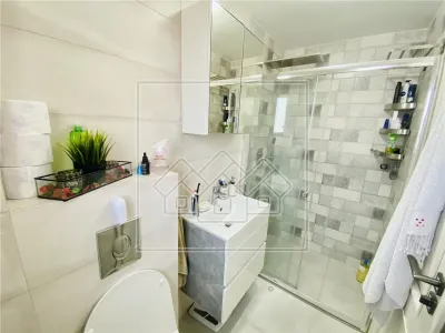 Penthouse mobilat si utilat modern cu terasa de 40 mp - foto 16