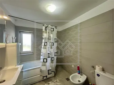Apartament cu 2 camere, decomandat + balcon, 2 locuri de parcare - foto 10