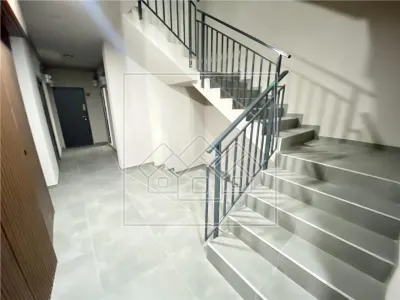 Ap. 2 camere, incalzire pardoseala, bloc nou cu lift, zona buna - foto 17