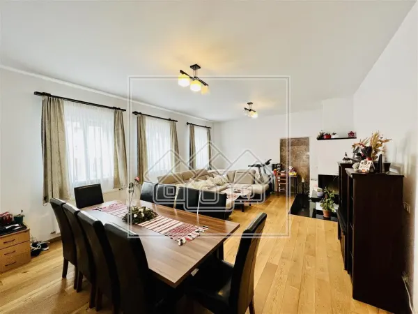 Casă 5 camere Sibiu - poza 1