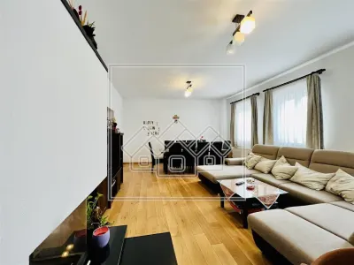 Casa in Lazaret, 900 mp teren, 663 mp gradina, pivnita si pod - foto 2