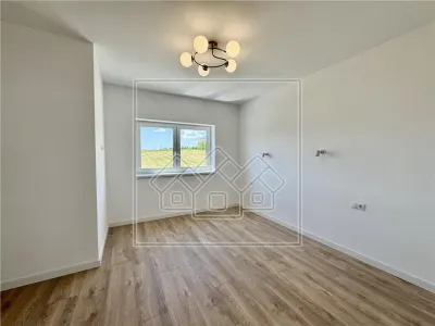 Penthouse4 camere, 2 bai - 131.17 mpu + 2 balcoane - 9.11mp - foto 14