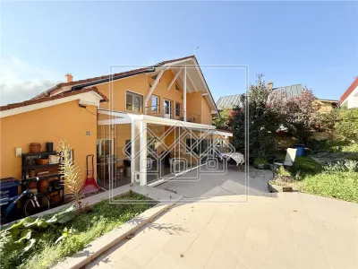Casa individuala in Sibiu - 8 camere - 418 mp - teren 1.338 mp - foto 2
