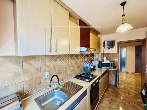 Apartament 3 camere Sibiu - poza 3