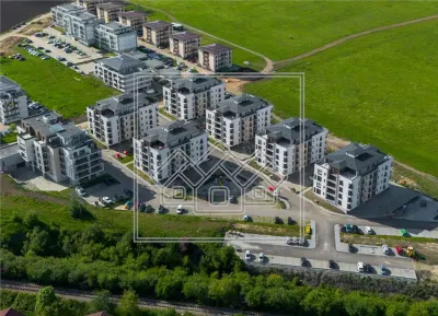 Apartament 2 camere, terasa mare, bloc nou, zona buna - foto 1