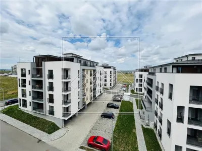 Apartament 2 camere, terasa mare, bloc nou, zona buna - foto 10