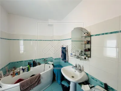 Casa tip duplex, cu 3 camere, 116 mp utili, teren de 403 mp - foto 9
