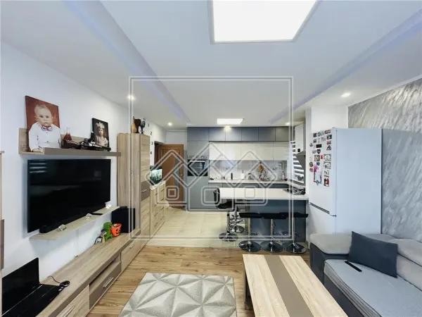 Apartament 3 camere Șelimbăr - poza 1
