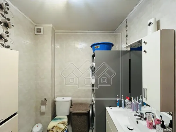 Apartament 3 camere Șelimbăr - poza 13