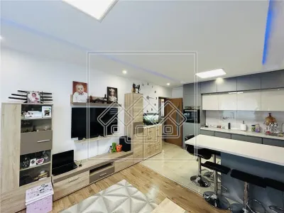 Ap spatios, mobilat si utilat, 3 camere, 2 balcoane, 2 parcari - foto 5