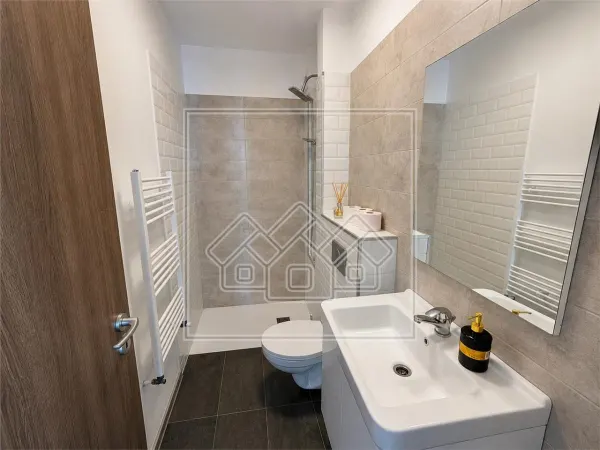Apartament 3 camere Șelimbăr - poza 9