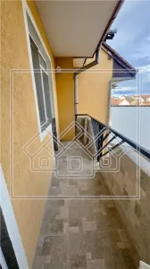 Apartament 2 camere, renovat, parcare, decomandat, etaj intermediar - foto 11