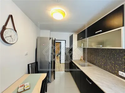 Ap decomandat, 3 camere, 2 bai, 2 balcoane - Zona Turnisor - foto 3