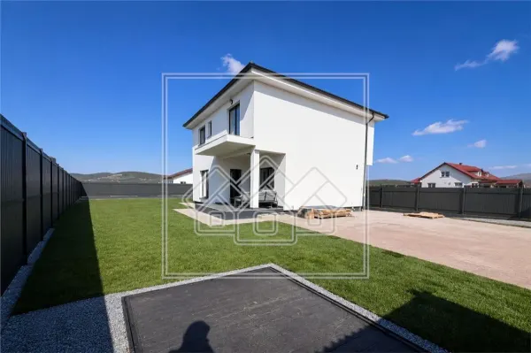 Casă 4 camere Cristian - poza 5