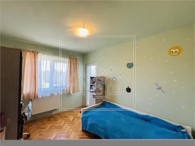 Apartament decomandat, 3 camere, 2 bai, 2 balcoane - Strand - foto 9