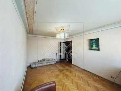 Ap decomandat, 3 camere, 2 balcoane - Zona Turnisor - foto 1