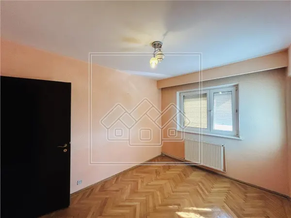 Apartament 3 camere Sibiu - poza 12