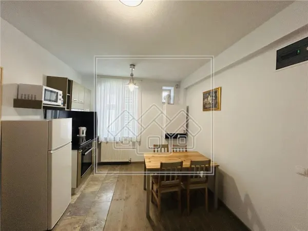 Casă 13 camere Cisnădie - poza 10