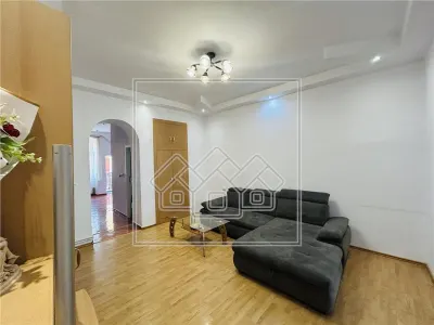 Apartament cu 2 camere, pivnita, pod, 63 mp utili, pret negociabil - foto 8