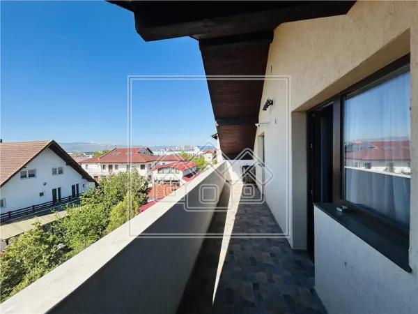 Apartament 3 camere Șelimbăr - poza 1