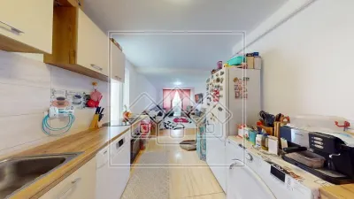 Apartament mobilat, 2 camere, 2 balcoane, loc de parcare -T. Ricci - foto 8