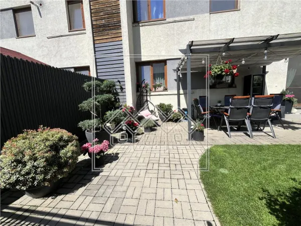 Apartament 3 camere Șelimbăr - poza 2
