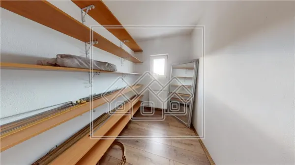 Casă 4 camere Daia - poza 15