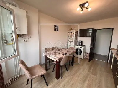 Apartament 2 camere decomandate de vanzare - Vasile Aaron - 60 mp - foto 3