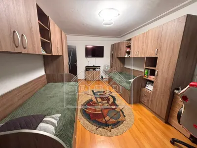 Apartament 2 camere decomandate de vanzare - Vasile Aaron - 60 mp - foto 4
