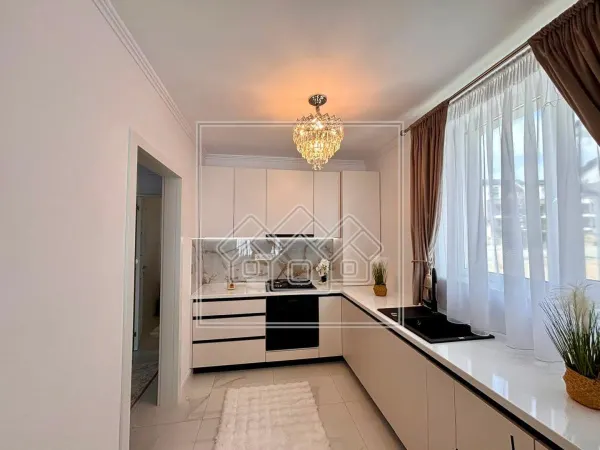 Apartament 5 camere Cristian - poza 5