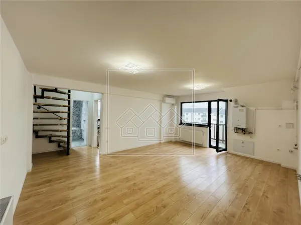 Apartament 3 camere Sibiu - poza 1