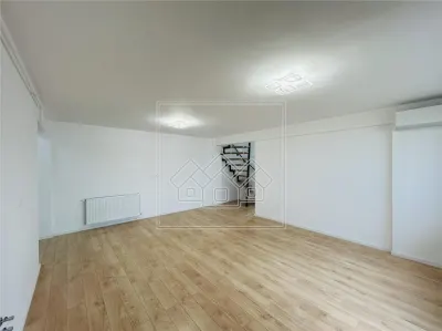 Ap finisat la cheie, 3 camere + pod, balcon - C. Arhitectilor - foto 4