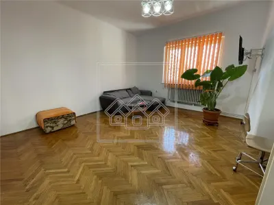Apartament la vila, 4 camere, 156.5 mp | Garaj | Zona Centrala Sibiu - foto 8