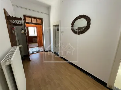 Apartament la vila, 4 camere, 156.5 mp | Garaj | Zona Centrala Sibiu - foto 10