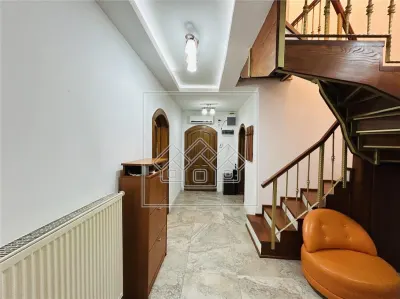 Ap complet renovat, 120 mp utili, garaj, 2 balcoane, pivnita - B-dul Victoriei - foto 23