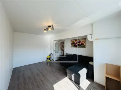 Apartament decomandat, cu 2 camere, 50 mp utili - Strand - foto 11