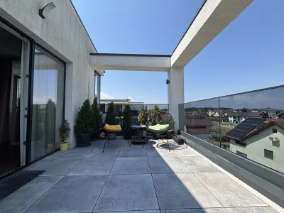 Penthouse cu terasa superba, la cheie, mobilat si utilat complet - foto 17