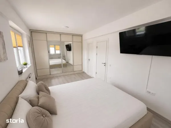Apartament 3 camere Brașov - poza 1