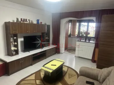 Apartament 2 camere decomandat , parcare, boxa, Racadau - foto 1