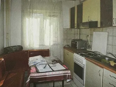 Apartament 3 camere,2 bai etaj intermediar  Judetean - foto 1