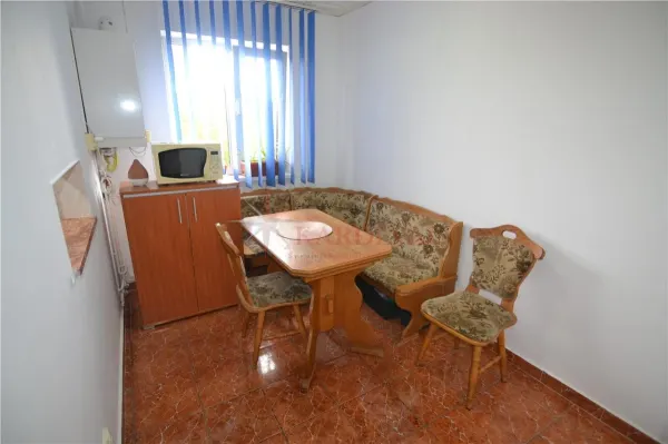 Apartament 3 camere Brașov - poza 1