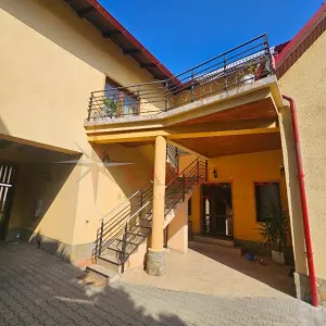 Vanzare casa deosebita, individuala, 7 camere, teren 1723 mp, 2 garaje, Central-Harman-Brasov - foto 10