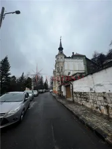 Cladire suprafata 800mp - Brasov