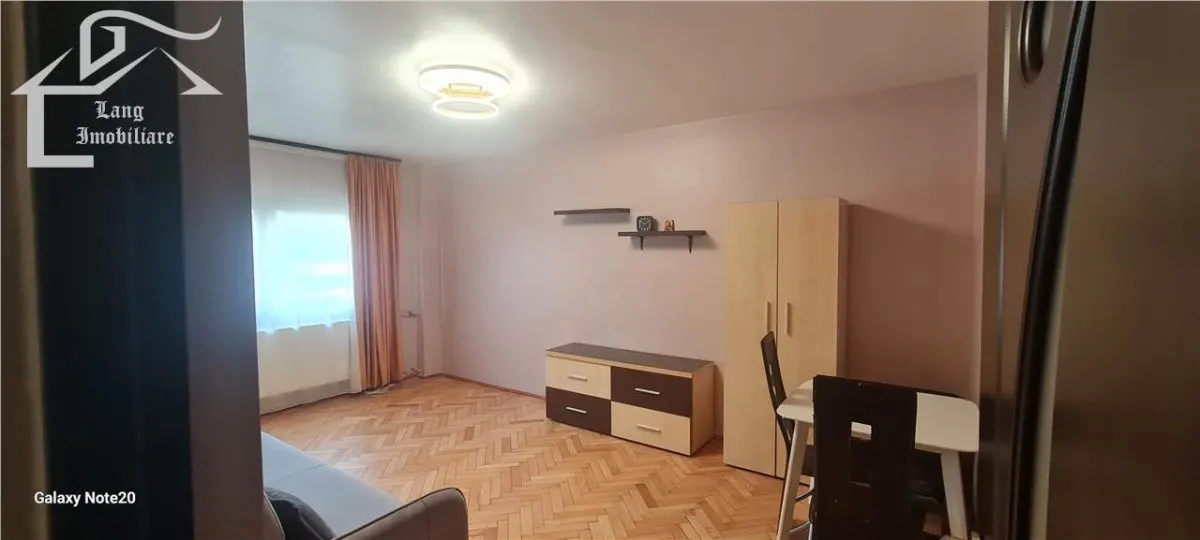 Apartament 3 camere Arad - poza 1