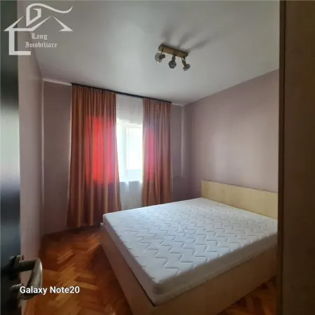 Apartament 3 camere Arad - poza 8
