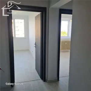 APARTAMENT 2 CAMERE DECOMANDAT renovat - foto 7