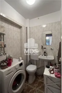 Decomandat cu 2 bai si 2 balcoane - foto 1