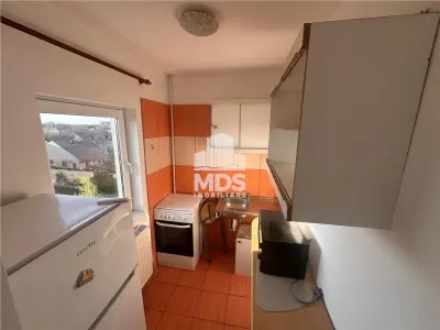 Mobilat si utilat la etajul 3 in zona Girocului - foto 1