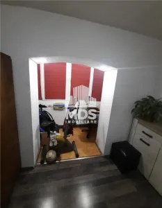 Decomandat cu 2 balcoane la etajul 3 cu centrala propie - foto 7
